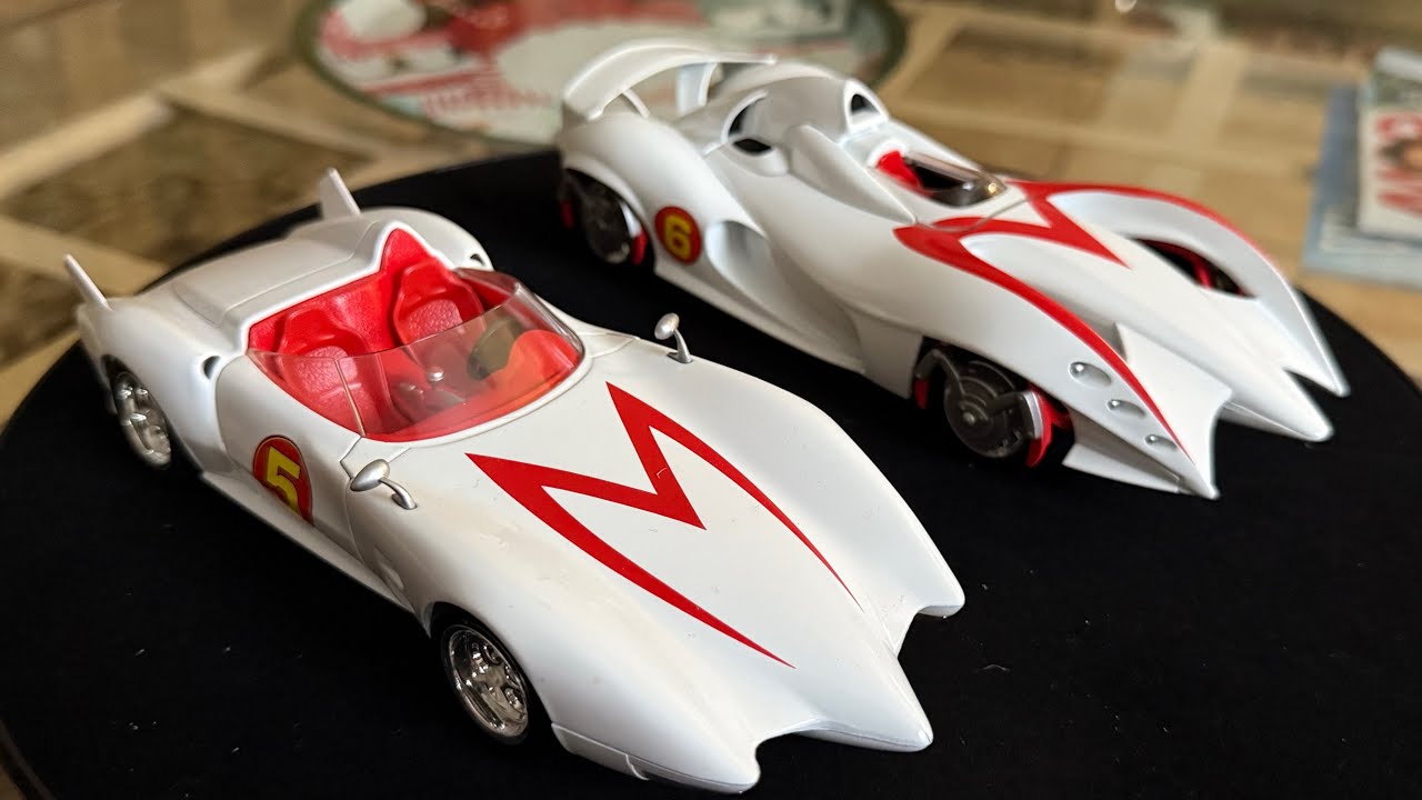 2008 Speed Racer 1/24 Diecast Movie Cars: Mach 5 and Mach 6 (ULTRA