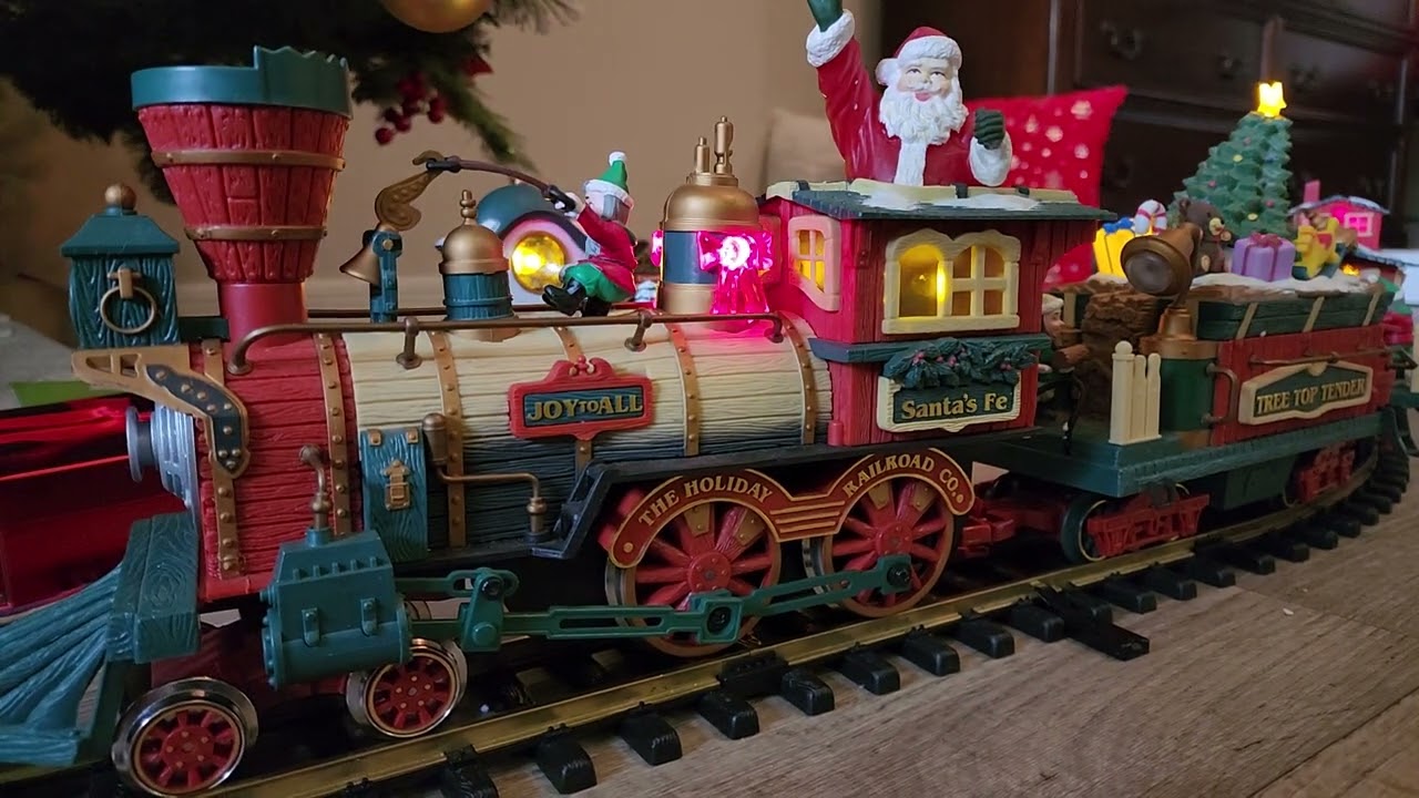Holiday Express Animated Train Set edition 385 with Rear Passenger