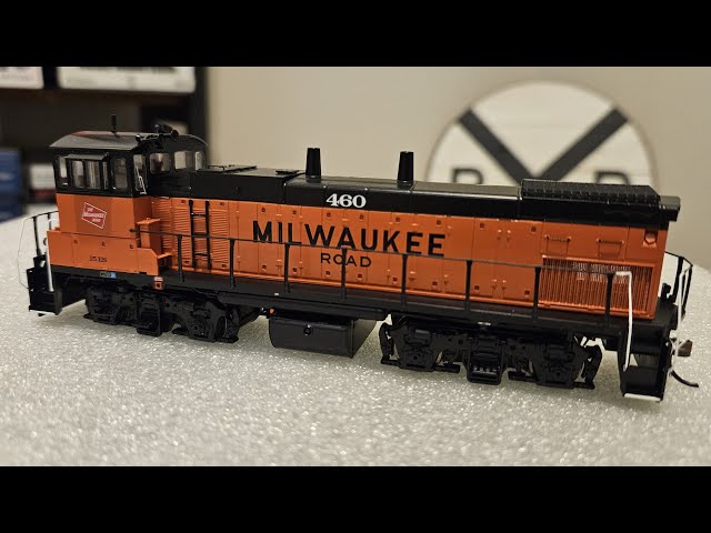 Review: Athearn Genesis 2.0 MP15AC Milwaukee Road #460 w/ Tsunami