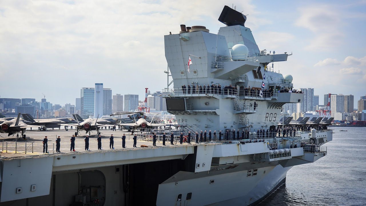 HMS Prince of Wales arrives in Tokyo - YouTube