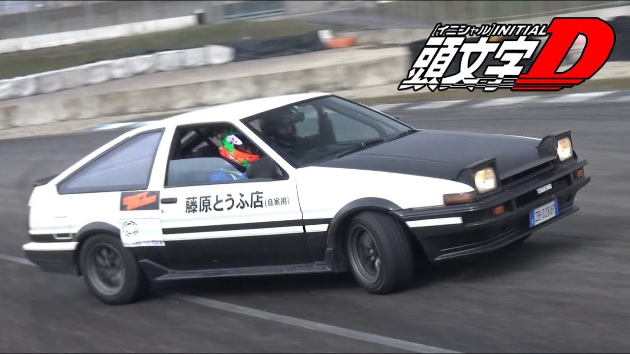Initial D Toyota AE86 Trueno Drifting on Track! - 4AGE Sound with