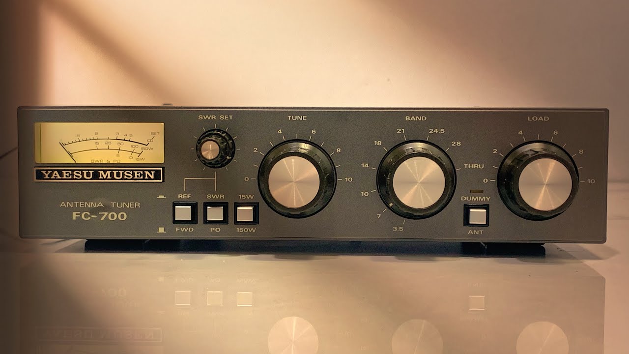 Yaesu Musen FC-700 Manual Antenna Tuner 150W - YouTube
