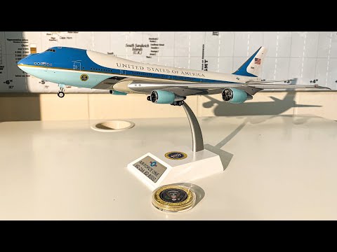 Inflight200 Air Force One VC-25A 1:200 - YouTube