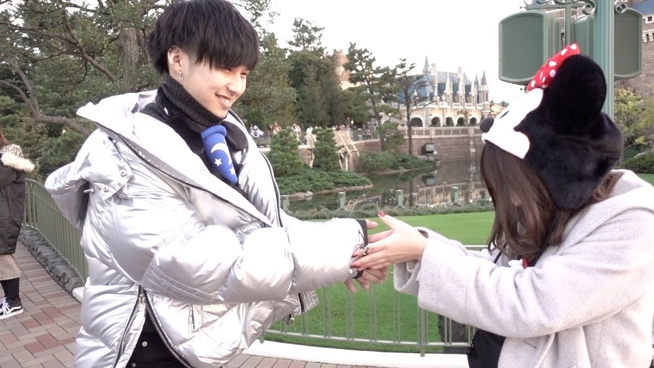 Best episode] I confessed to a boy I passed at Disney and it was