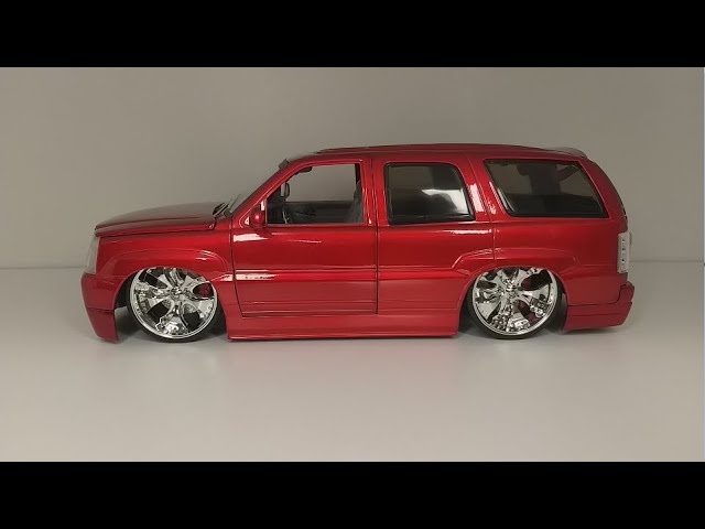 1/18 Cadillac Escalade (2002) Dub City by Jada Toys - YouTube