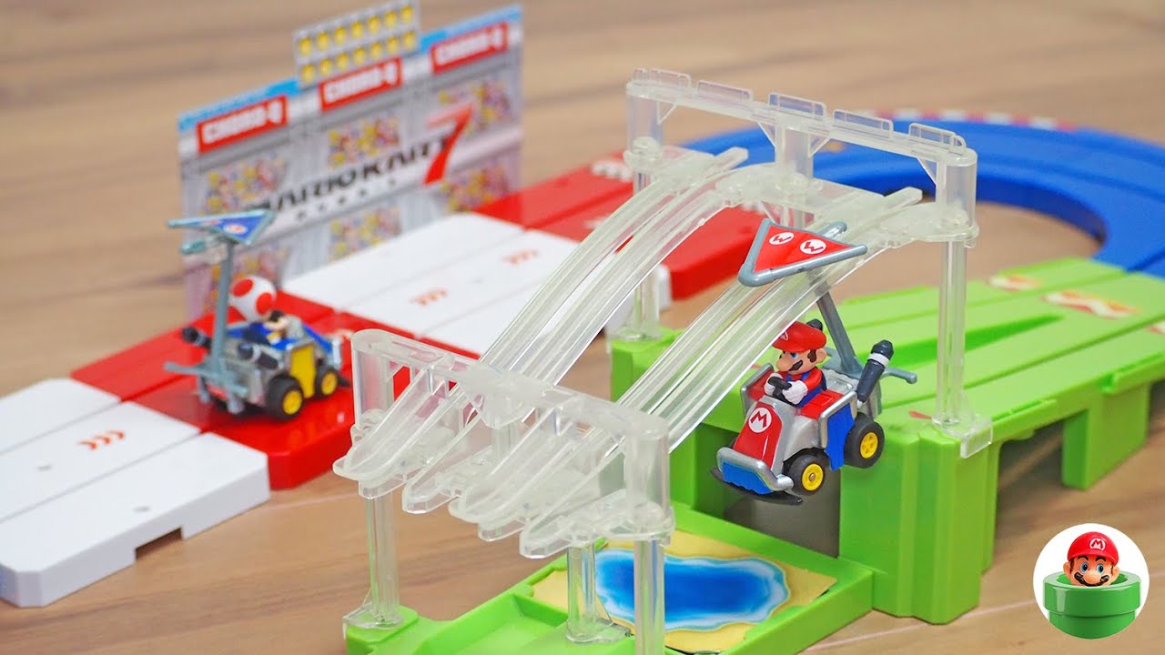 A heated battle on Mario Kart's DX Flying Circuit! Fly a glider