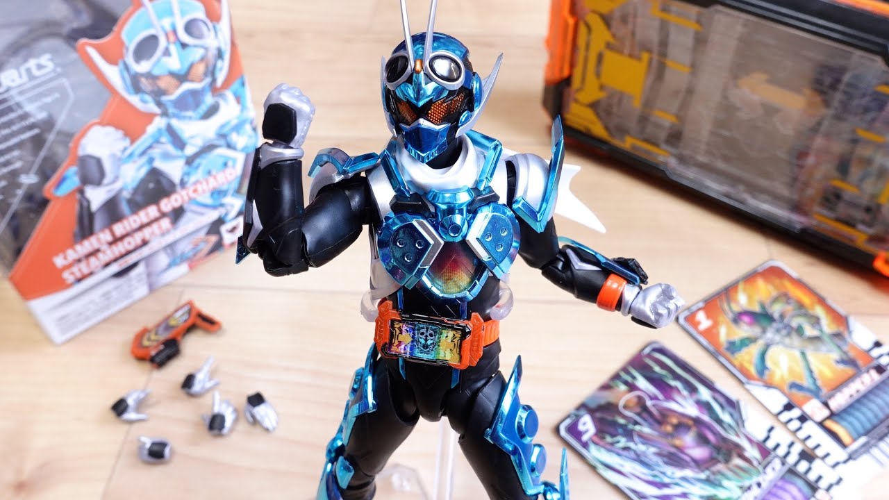 1万円が7700円で買える！超メッキボディ S.H.Figuarts 仮面ライダー