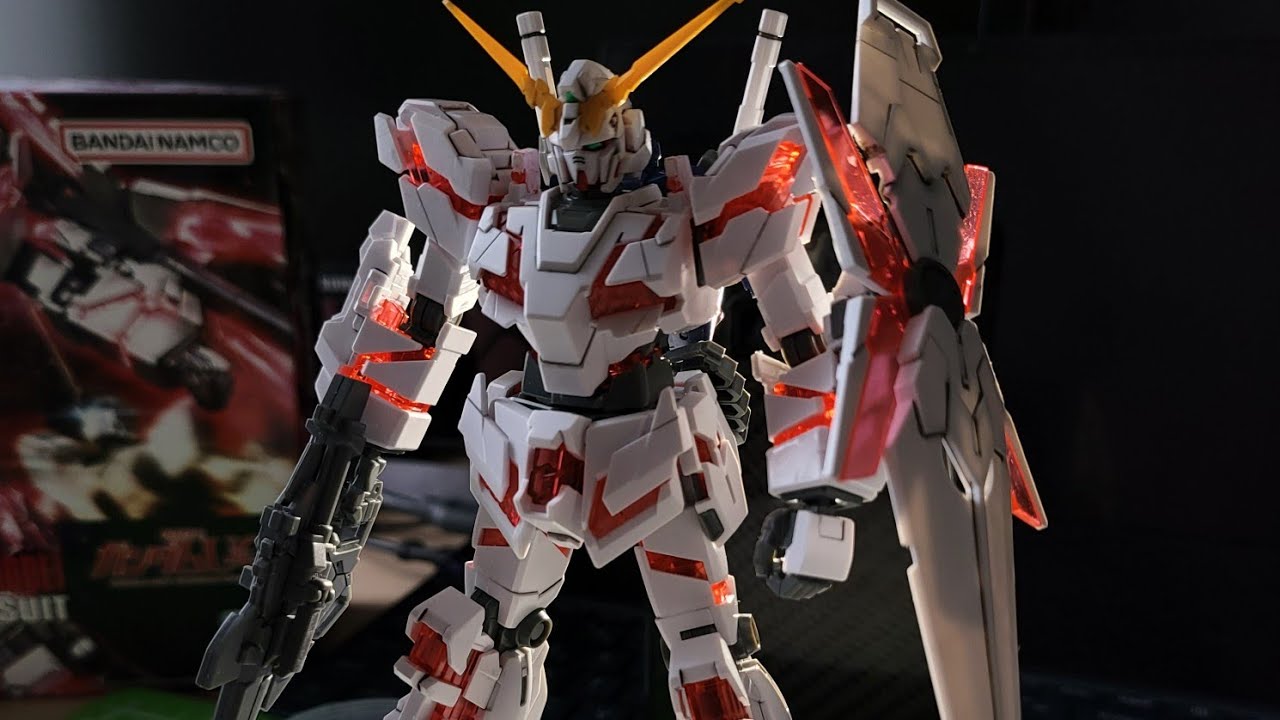 BANDAI Unicorn Gundam RX-0 (Destroy Mode) - YouTube