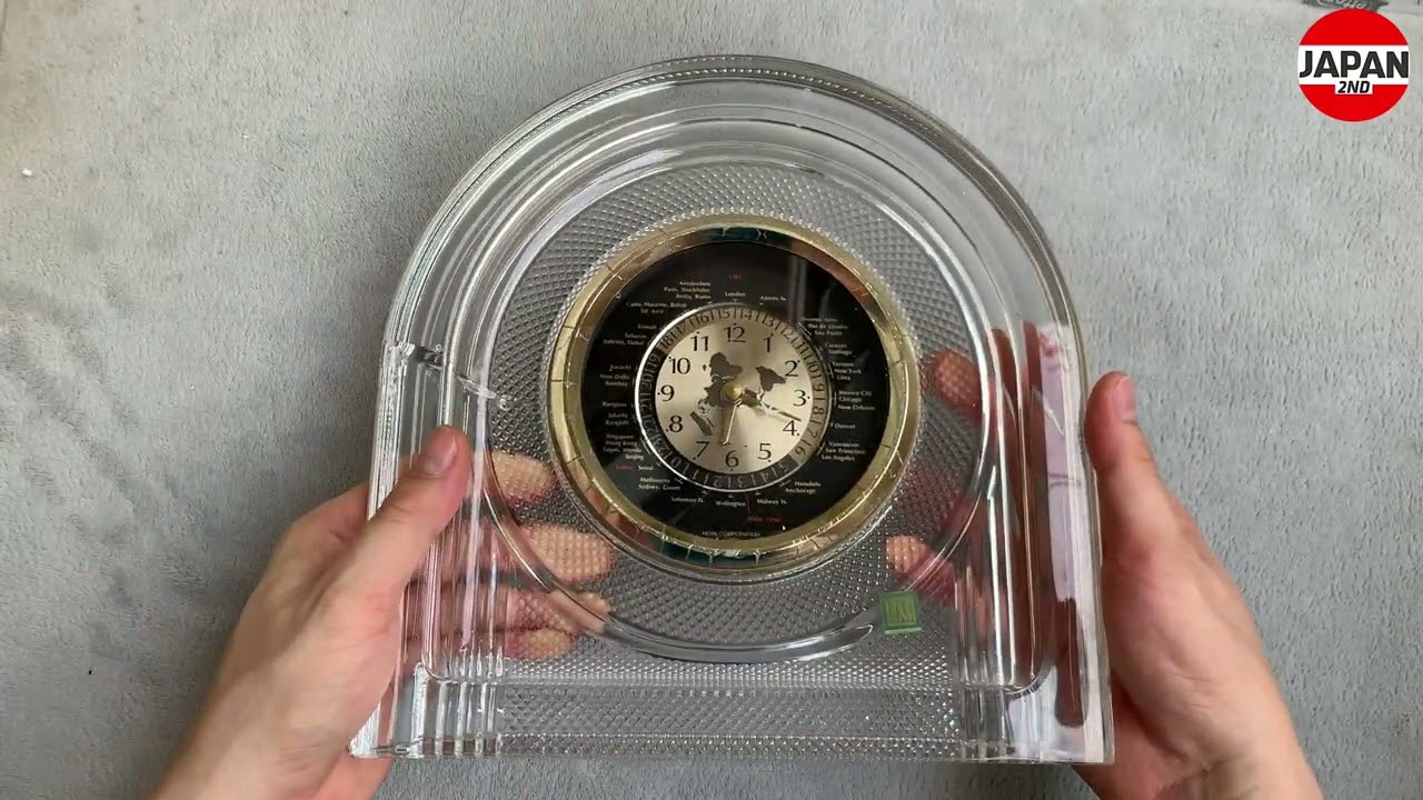 HOYAクリスタル置き時計 Crystal table World clock ECS204W - YouTube