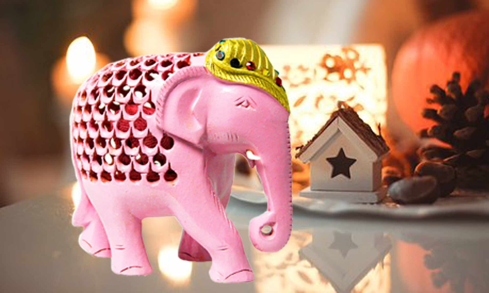 幸せを運ぶ ピンクのゾウ | 世界の縁起物