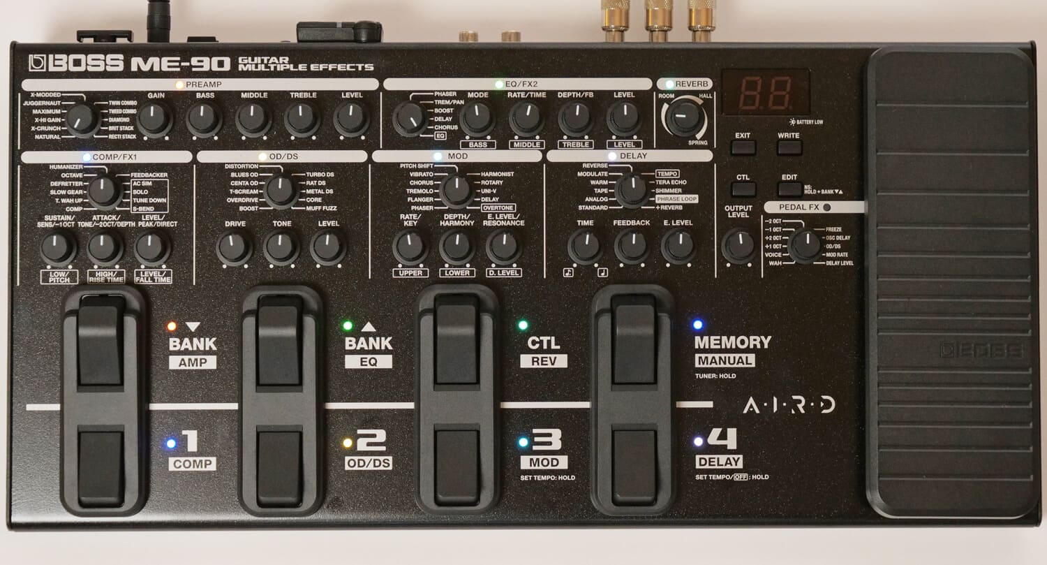 ツマミ操作のマルチエフェクター BOSS ME-90 レビュー!!【エレキギター