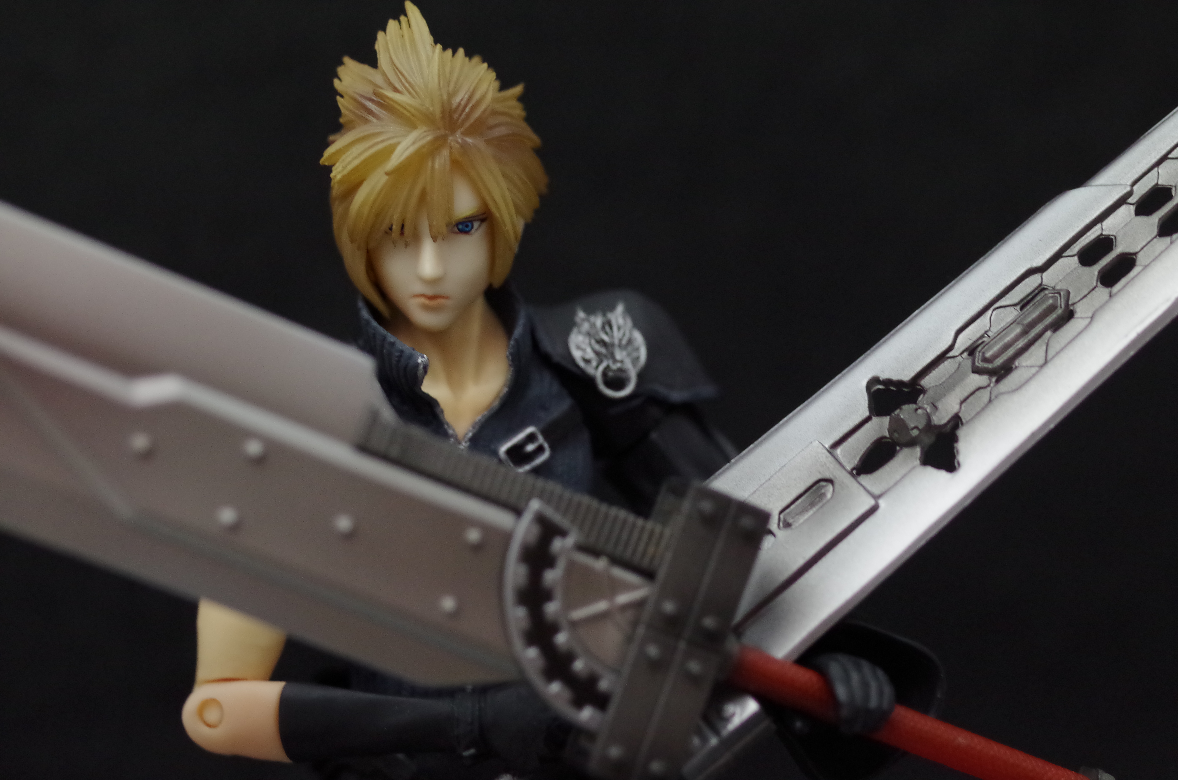 FINAL FANTASY VII ADVENT CHILDREN 限定BOX「ADVENT PIECES:LIMITED