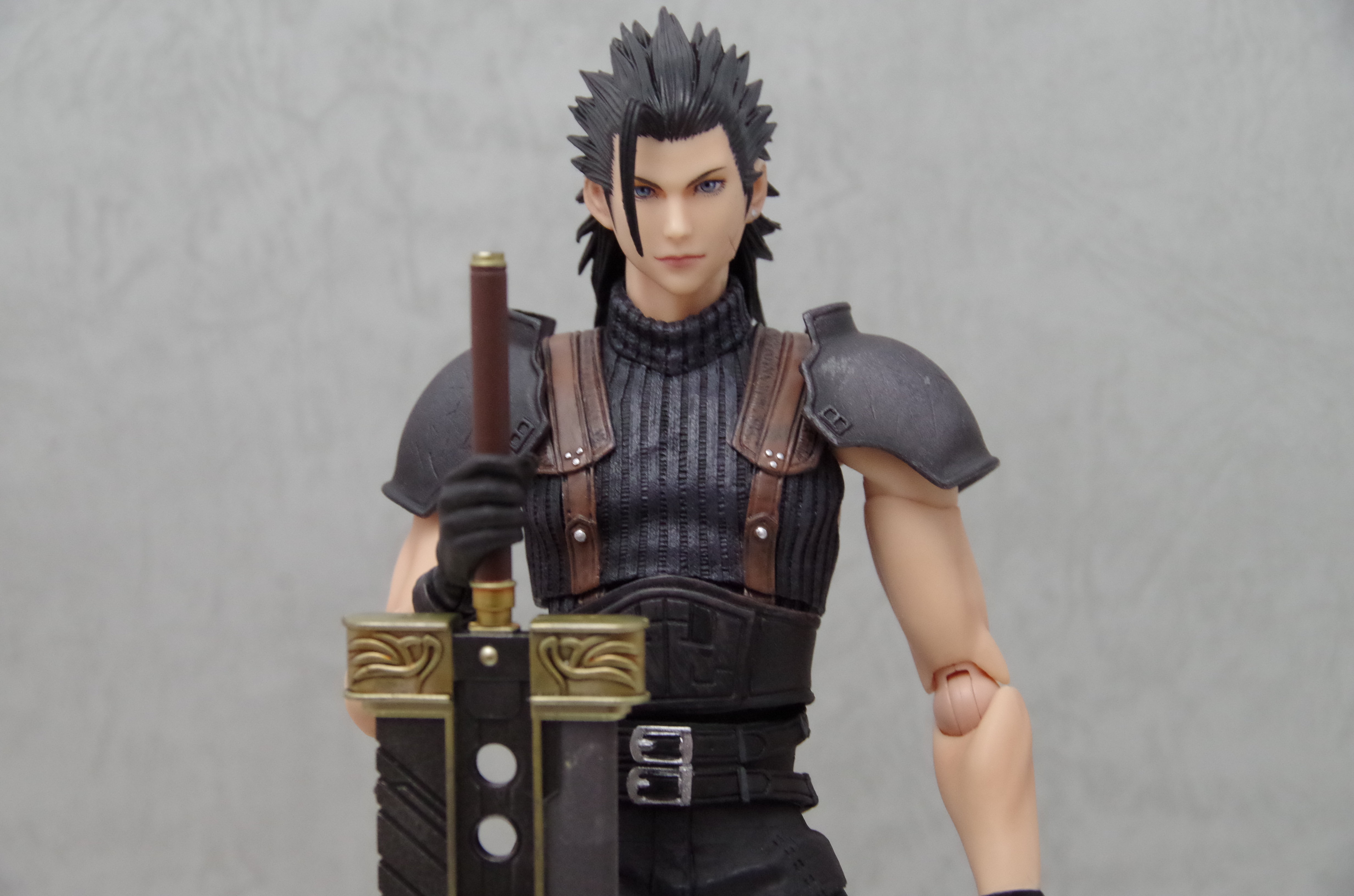 CRISIS CORE -FINAL FANTASY VII PLAY ARTS改 ザックス | フィギュアレン