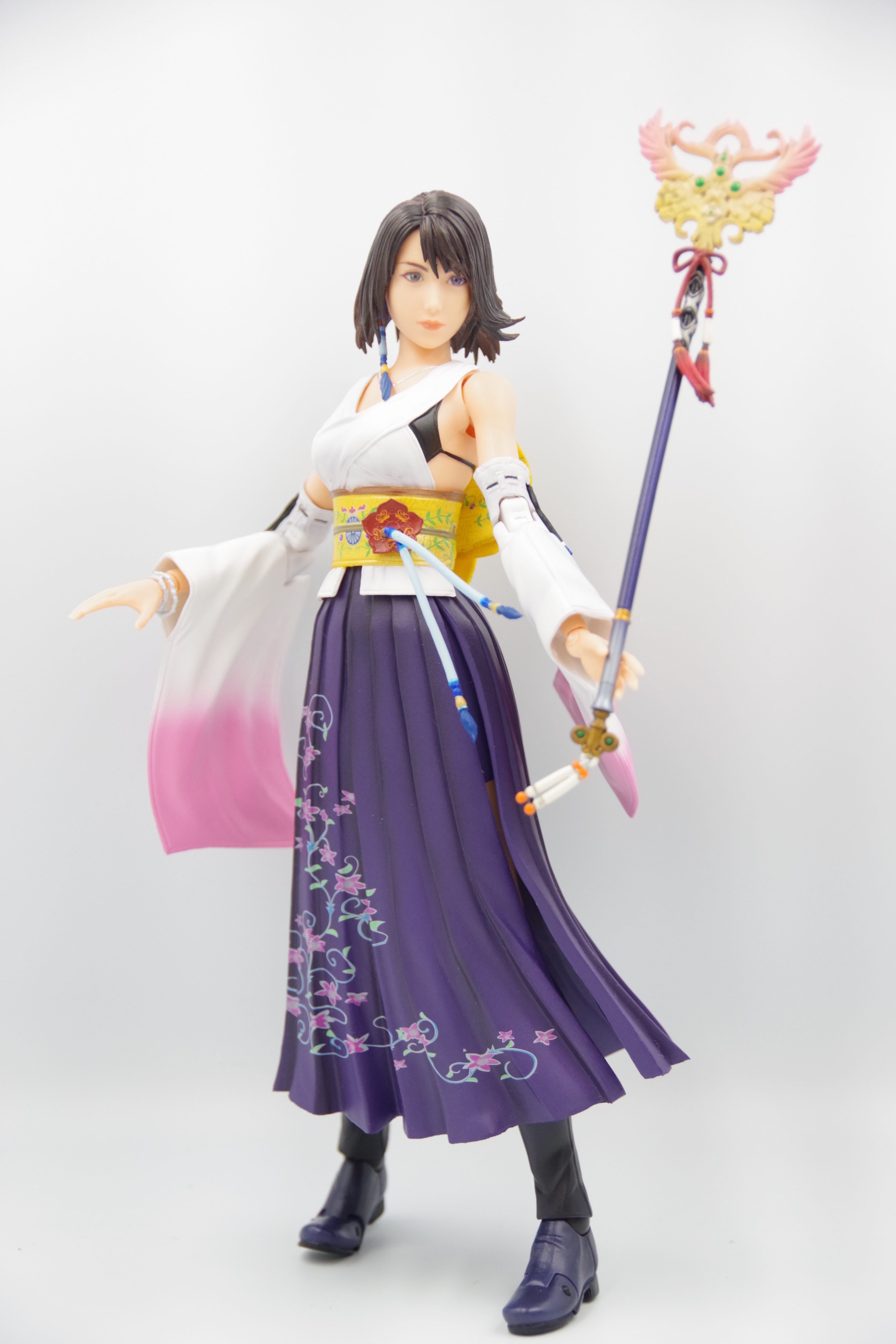 ファイナルファンタジーX PLAY ARTS改 ユウナ | フィギュアレン