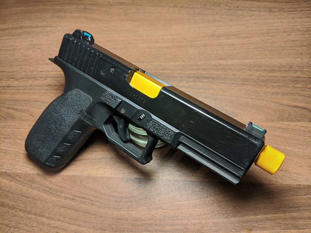 東京マルイG17にDCI Guns製ゴールドアウターバレルを組み込み～ | おの