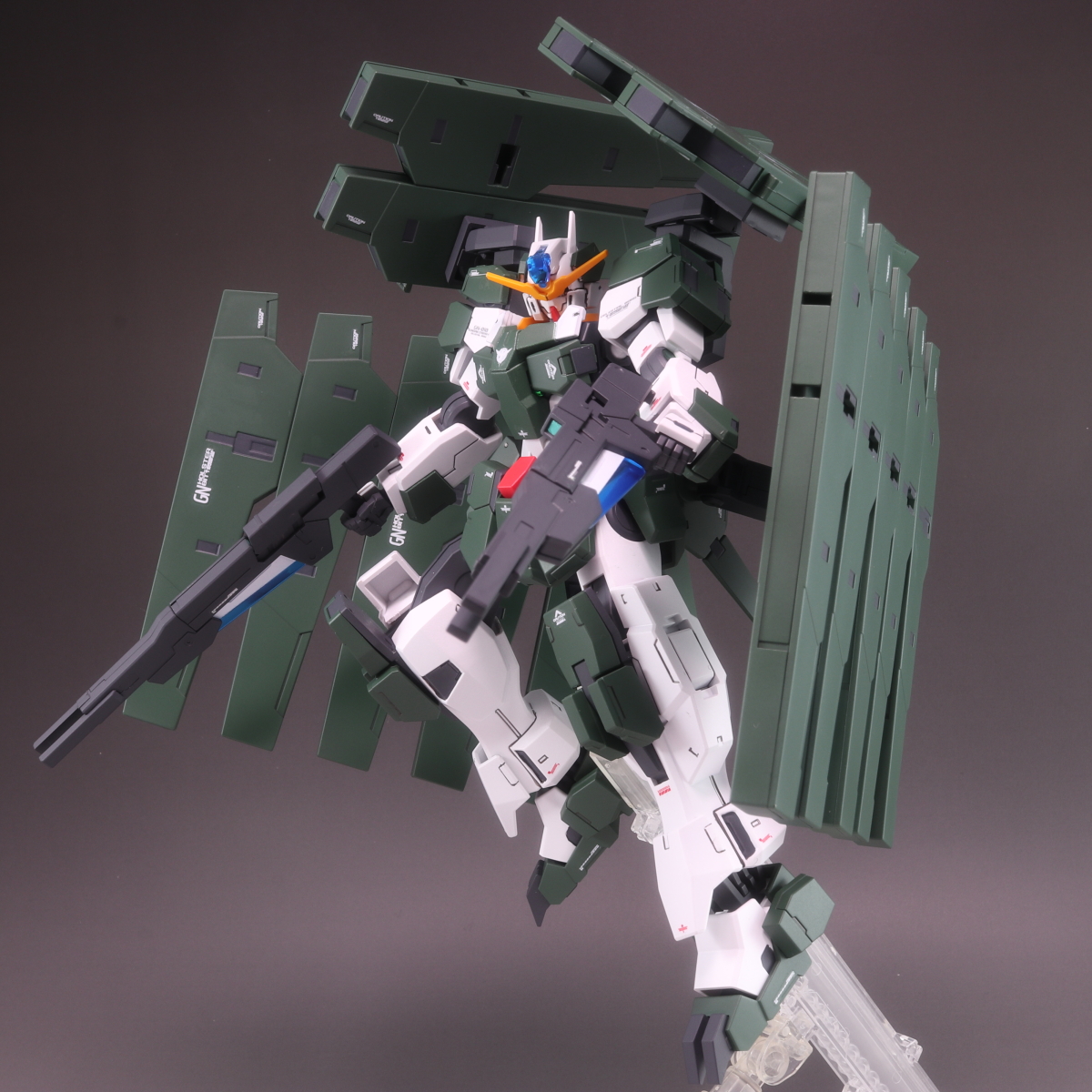 G 1/144 ガンダムサバーニャ（最終決戦仕様）『劇場版 機動戦士