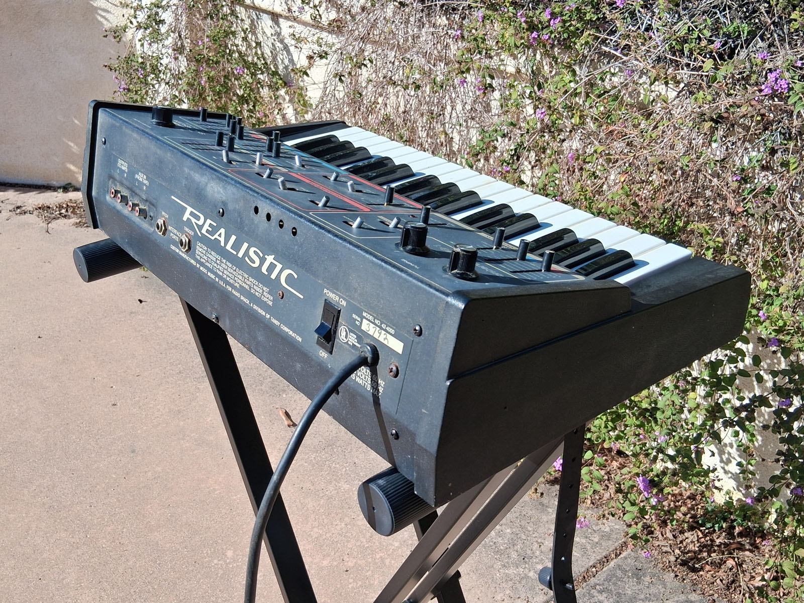 Vintage Moog MG-1 Analog Synthesizer Keyboard – Synthchaser