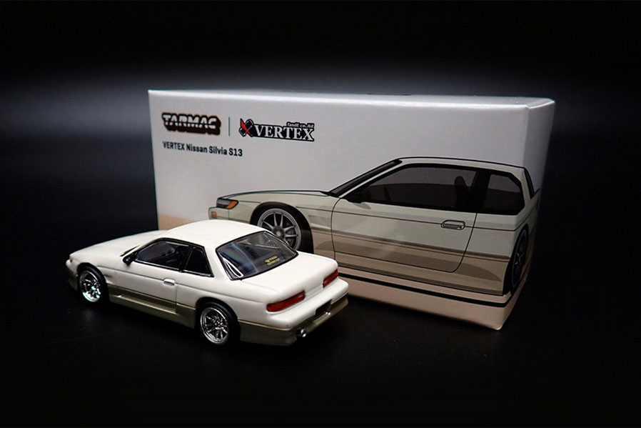 T64G-025-WH 1/64 VERTEX Nissan Silvia S13 White / Gold | LINE UP