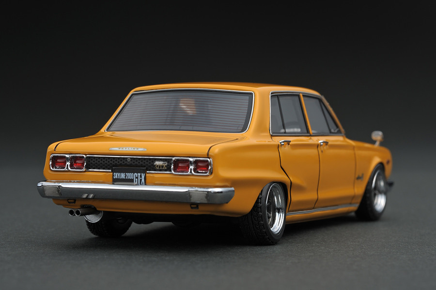 IG0635 1/43 Nissan Skyline 2000 GT-X (GC10) Brown | LINE UP