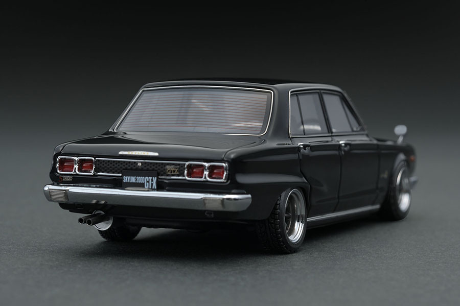 IG0636 1/43 Nissan Skyline 2000 GT-X (GC10) Black | LINE UP