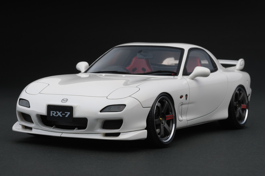 IG0199 1/18 MAZDA RX-7 (FD3S) Sprit R Type A White | LINE UP