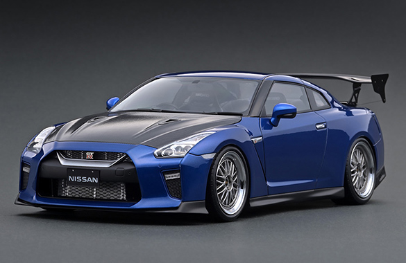 IG1758 1/18 NISSAN GT-R (R35) Premium Edition Blue | LINE UP