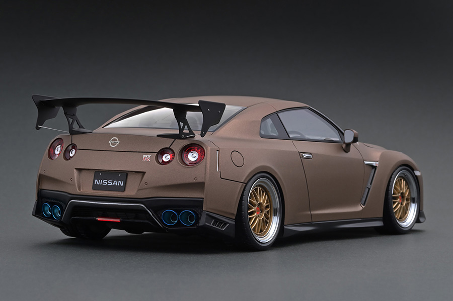 IG1760 1/18 NISSAN GT-R (R35) Premium Edition Matte Brown | LINE