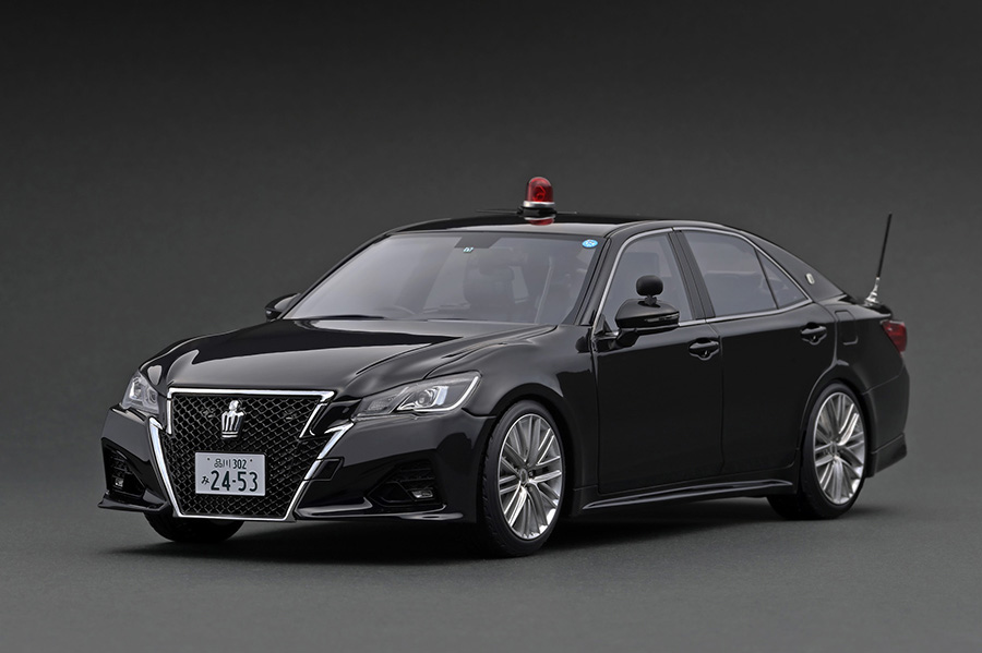 イグニッションモデル 1/18 Crown 北海道警察交通部交通機動隊車両 1/18 Toyota Crown (GRS214) 北海道警察交通部交通機動隊車両