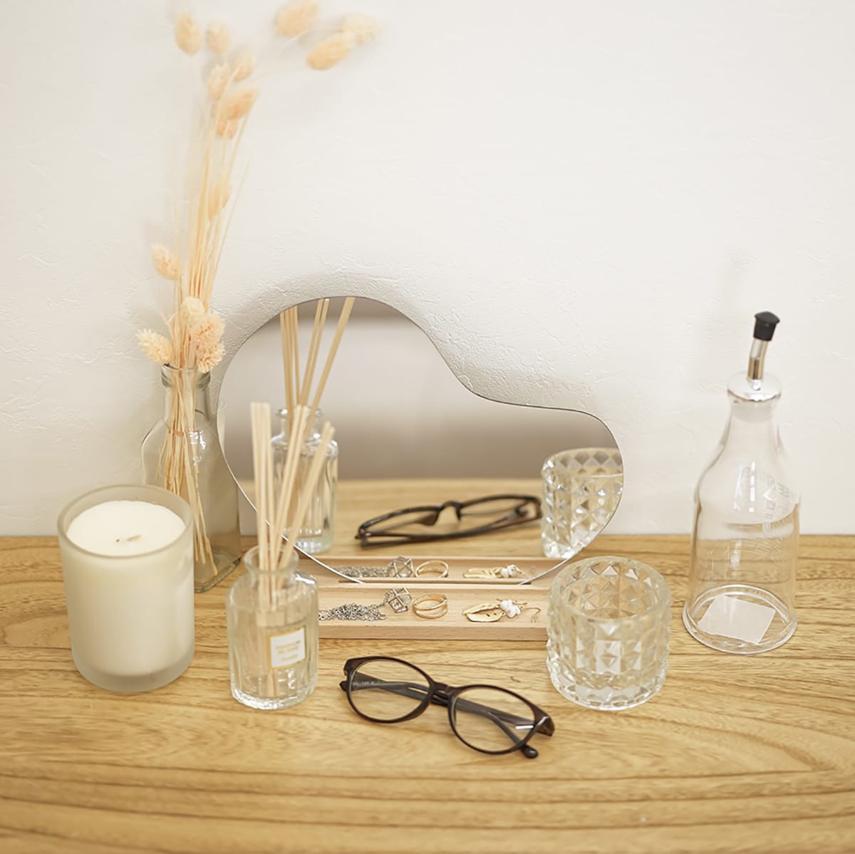 ウェーブミラー 卓上ミラー 鏡 かがみ アクセサリースタンド トレイ