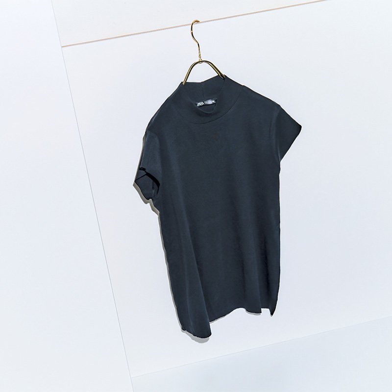 ZARA、プチバトーetc.】ゆるパンでサマ見え「黒Tシャツ」名品3選！ | VERY