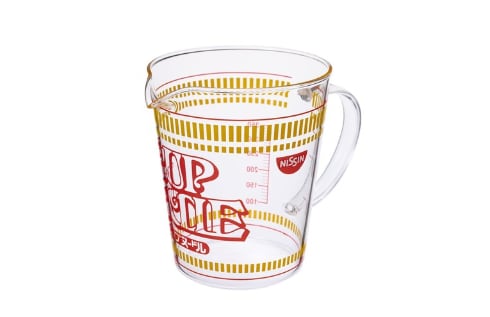 カップヌードル」専用計量カップ、日清が本当に発売 SNSで話題に