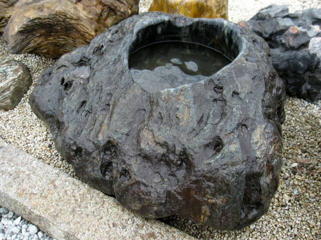 天然石 蹲(つくばい) 064 手水鉢【商品番号：m-ni064】