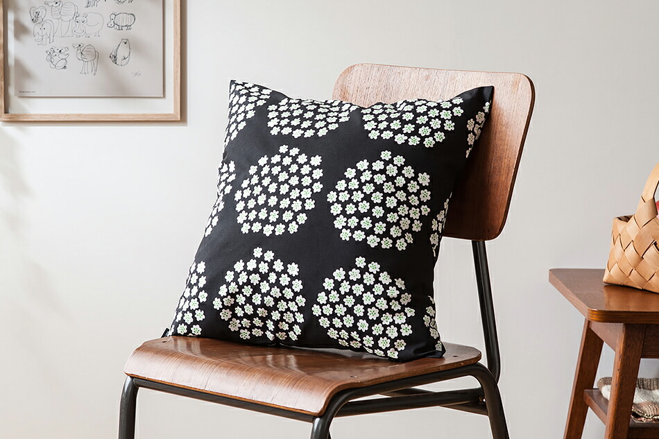 クッションカバー（マリメッコ／marimekko） フリーデザイン ｜ 北欧
