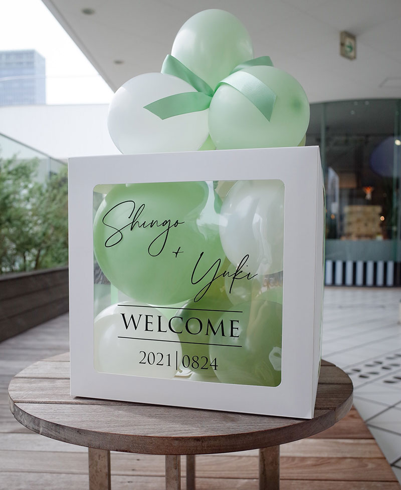 新郎新婦の名前と日付が入る 結婚式 ウェディング 受付用 プレゼント
