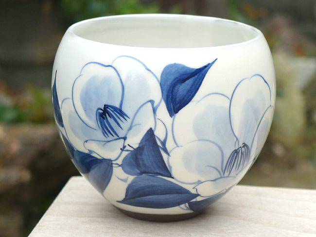 椿染付玉湯呑 陶あん - 京焼清水焼 松韻堂