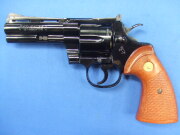 コルト パイソン