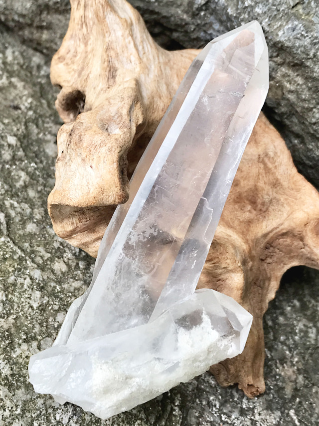 ブラジル・ディアマンティーナ産 クォーツ DAQ003