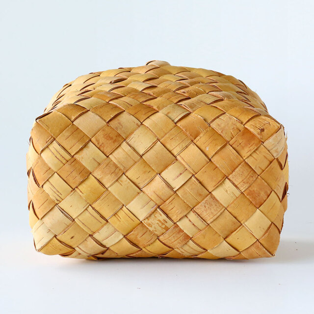 フィンランドの白樺かご/ハンドル付きバスケット/02サイズ COMFOTA