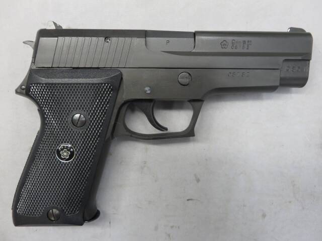 タナカ】SIG SAUER P220 IC HW 陸上自衛隊 9mm拳銃