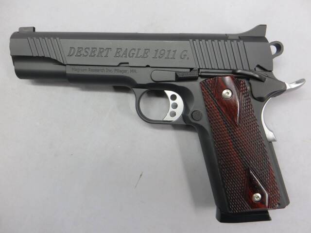 マルイデザートイーグルカスタム ハンドガン ブラック/シルバー/ウッド