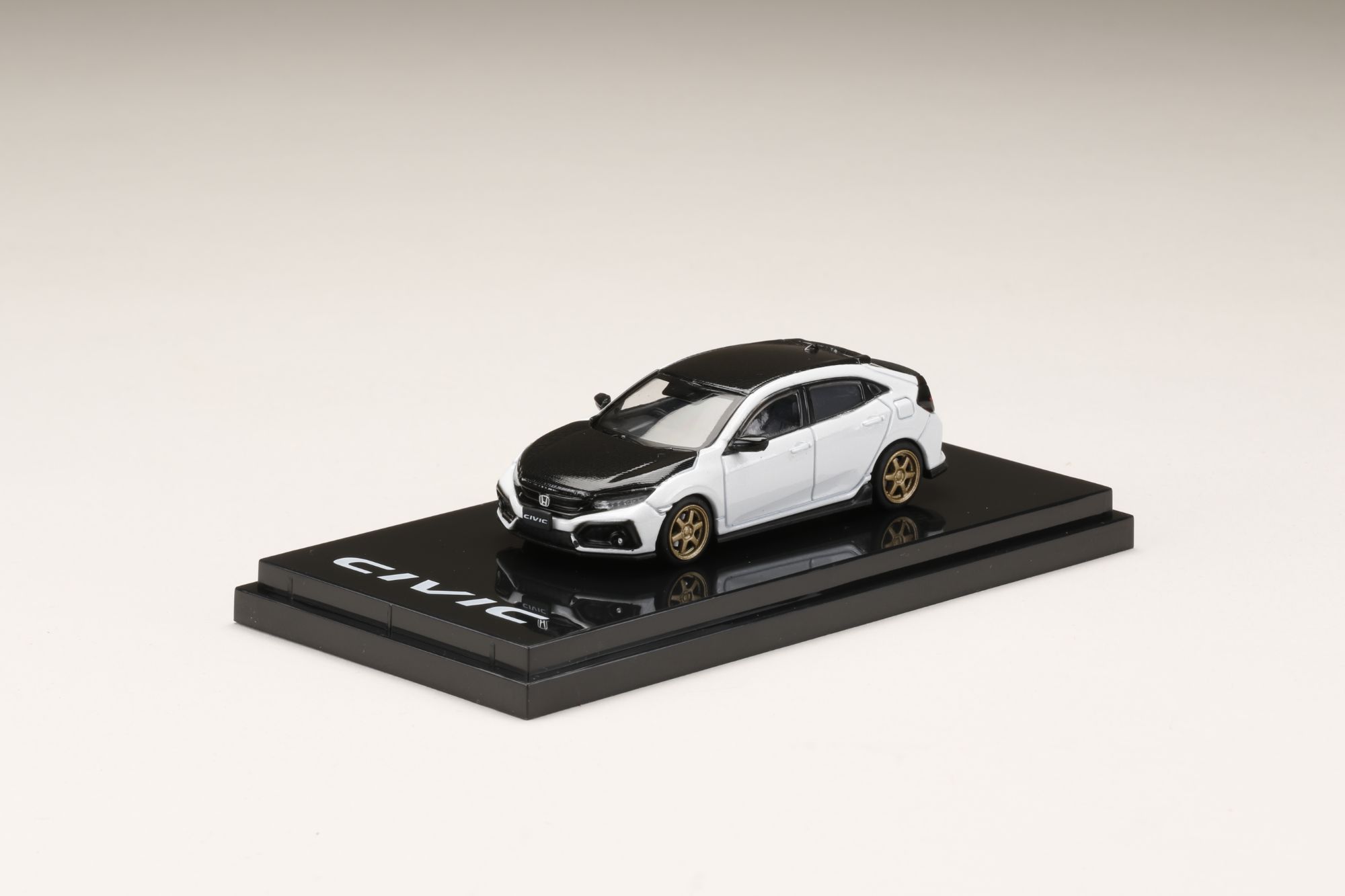 ホビージャパン 1/64 ホンダ シビック ハッチバック(FK7) カーボン