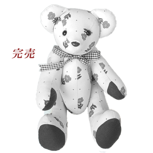 藤森ちかこ様 ブローチ chucepoce 藤森ちかこ様 ブローチ chucepoce