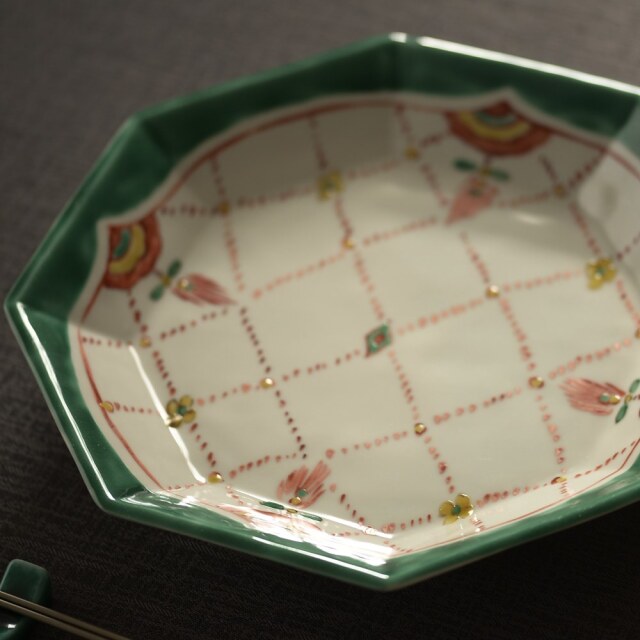 瑛生の器（九谷美陶園）｜瑛生の器（九谷美陶園）瓔珞文様八寸八角皿