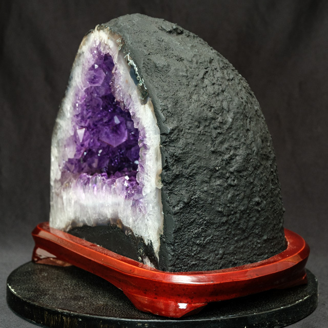 特選】フラワーアメジストドーム（多財、蓄財、殖財、金針、虹）5.6kg