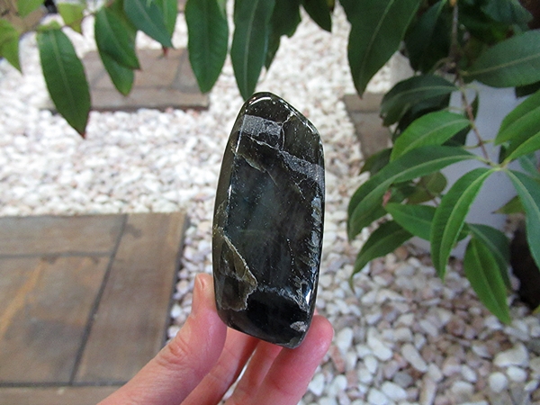 ラブラドライト 置物 ポリッシュ 磨き石 販売 通販 | 天然石専門店【鬮石】