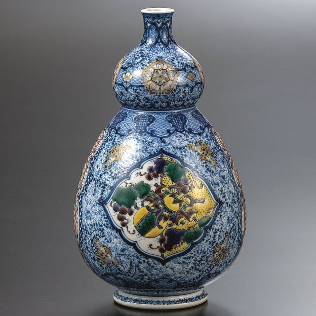 九谷焼作家 ギフト ご贈答品 御祝い九谷焼8号花入 青華紅彩宝文 三浦晃