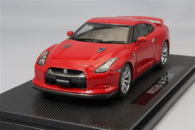 エブロ 1/43 日産 ニスモ GT-R RC ホワイト