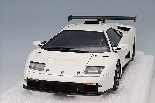 オートアート コンポジット 1/18 ランボルギーニ ミウラ SVR イオタ レッド