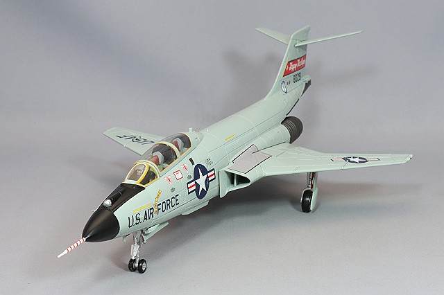 ホビーマスター 1/72 F-4E ファントム2 アメリカ空軍 第163戦闘飛行隊 1987