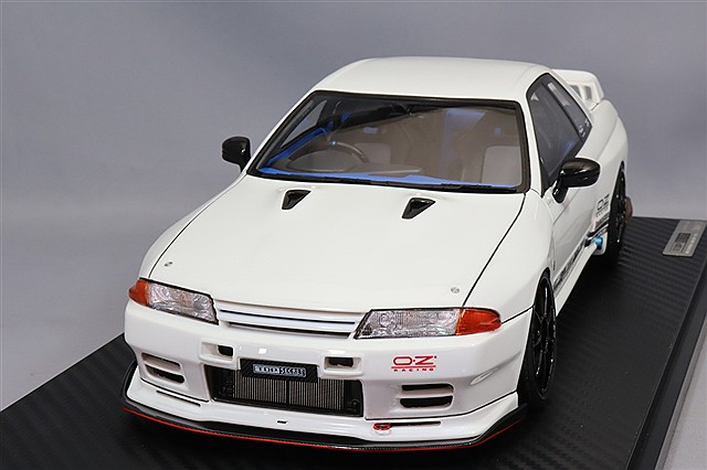 イグニッションモデル 1/64 日産 スカイライン GT-R ニスモ (R32) ホワイト